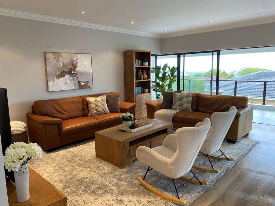 4 Bedroom Property for Sale in Die Wingerd Western Cape